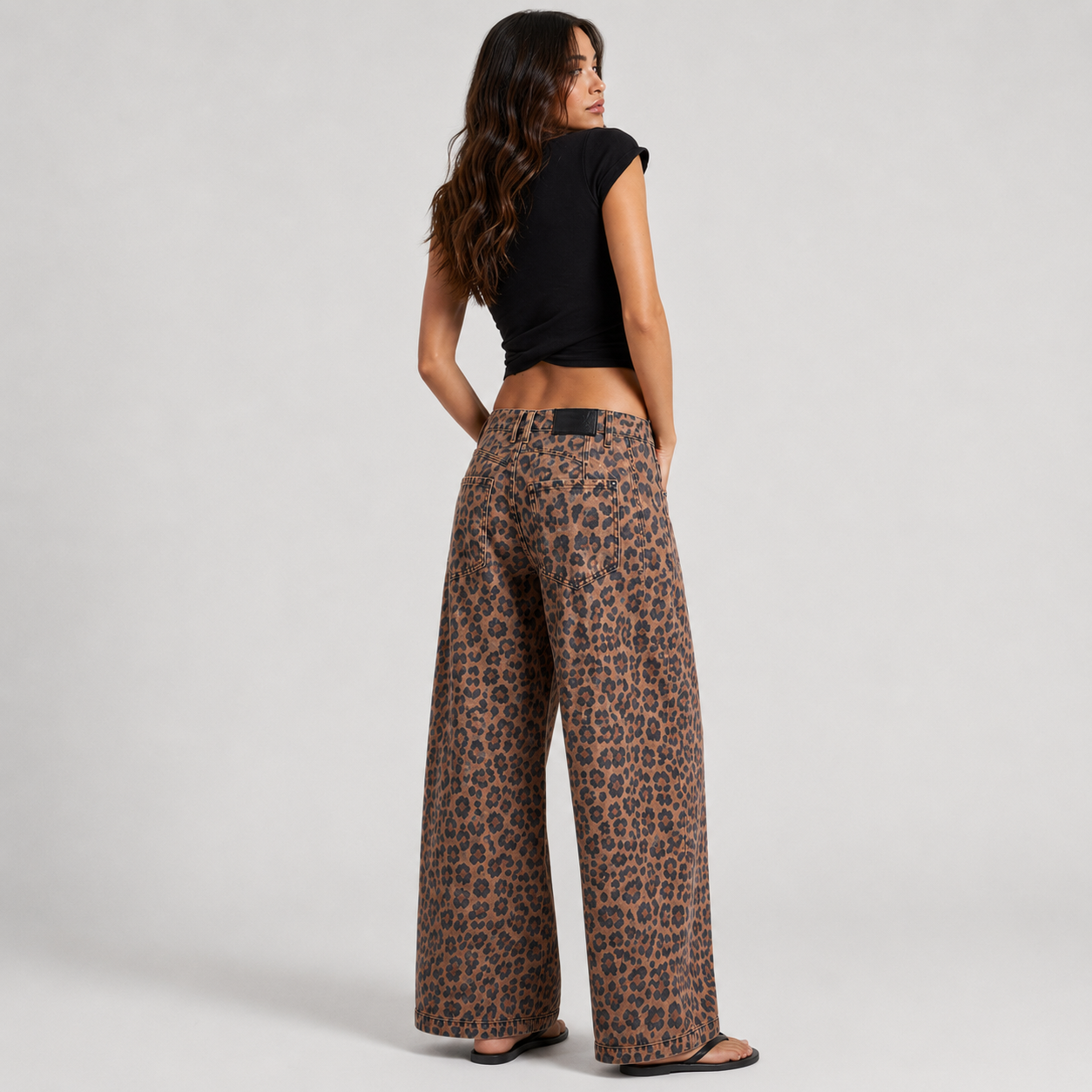Elysian Leopard Wide Leg Jeans for Women - Chic Ankle-Length Style with Relaxed Fit