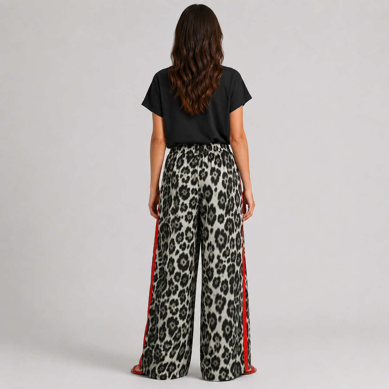 Chic Leopard Print Wide Leg Pants Women with Sporty Side Stripe