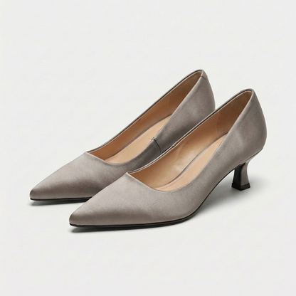 Covadonga | Women's Elegant Pointed Toe Pumps with Low Heel