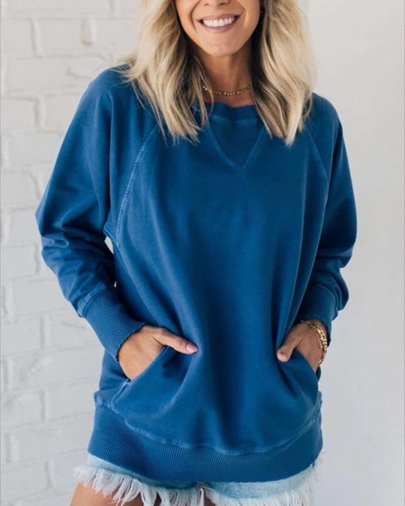 Cozy Pullover | Women's Oversized Sweater with Pocket 4