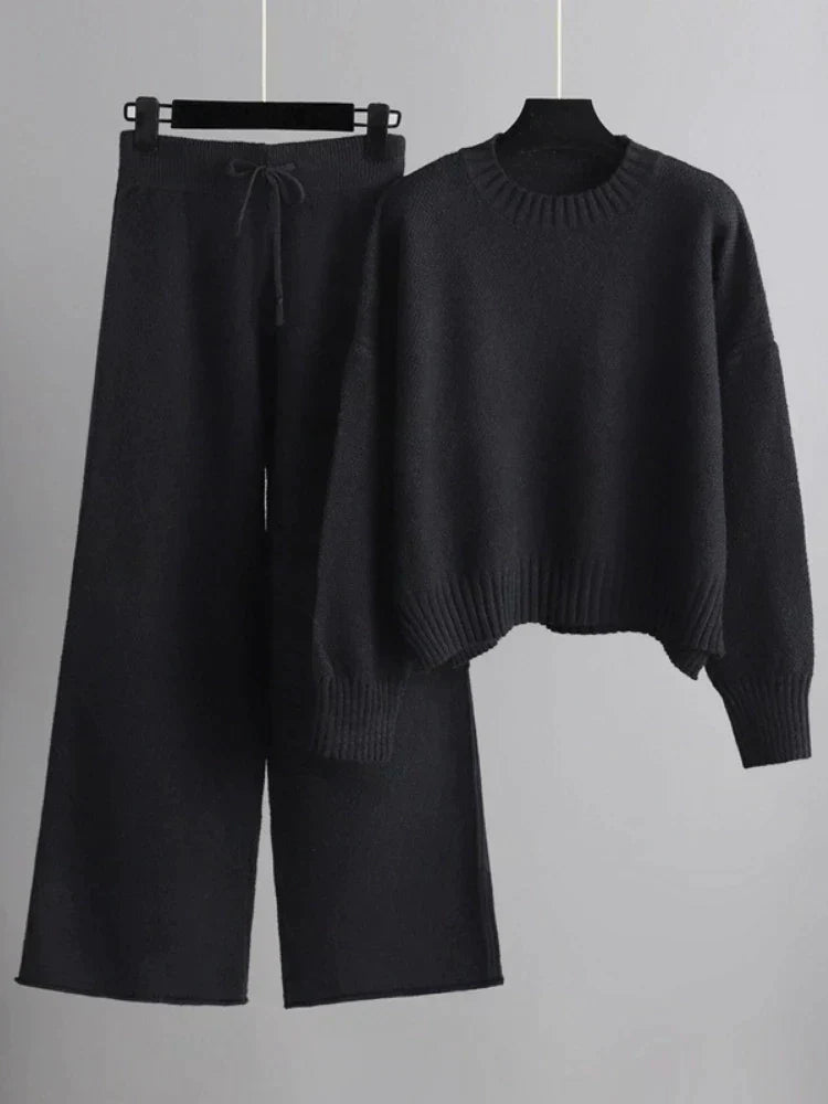 Elegant Knitted Set | Women's Two-Piece Outfit 3