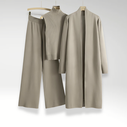 Elegant Women's Tracksuit Set | Stylish Comfort for Ladies 0
