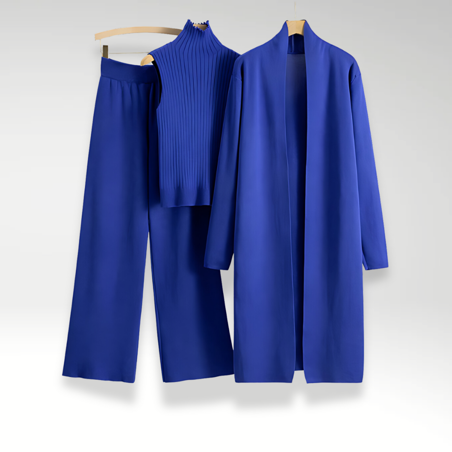 Elegant Women's Tracksuit Set | Stylish Comfort for Ladies 1