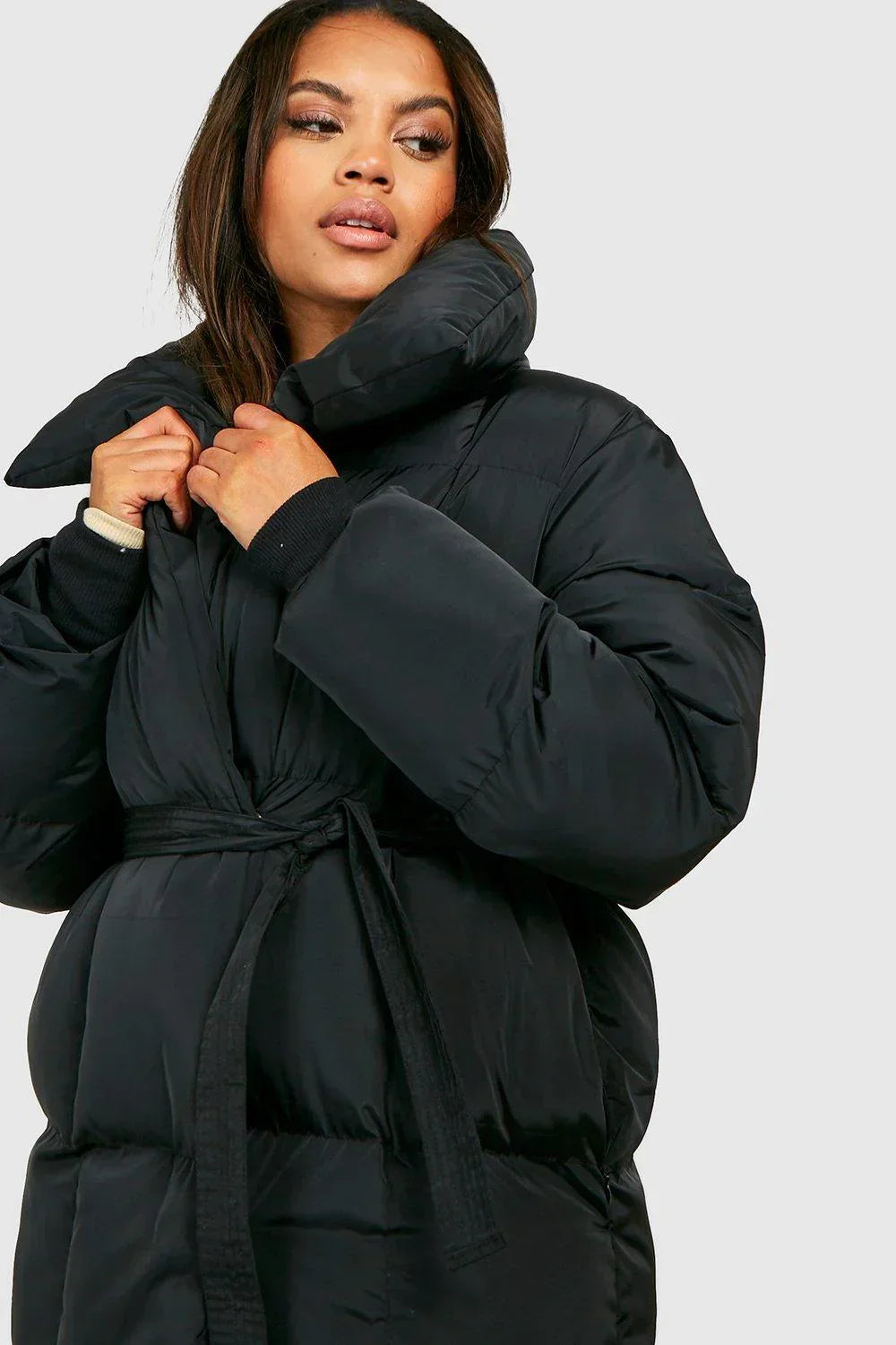 Heidi Fashion | Women's Short Winter Jacket with Stand-Up Collar 5