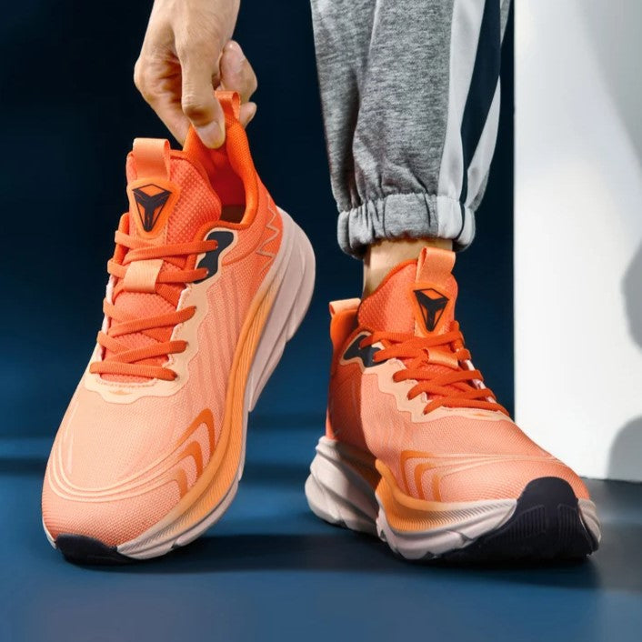 Luca | Summer running shoes: stay on top of every step