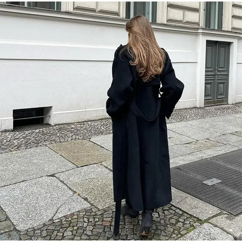 Mia | Elegant Oversized Wool Winter Coat for Women 3